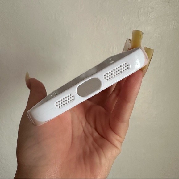 Hello Kitty iPhone 14 Pro Max Case - Picture 5 of 7